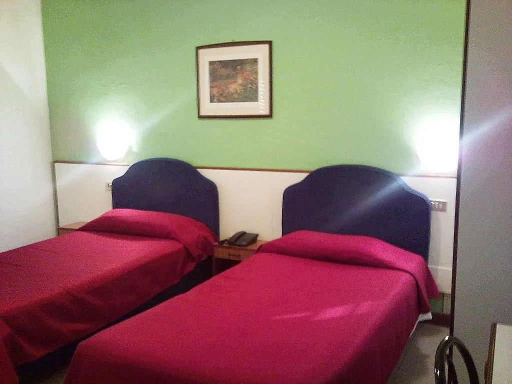 Hotel Bristol سستو سان جوفاني